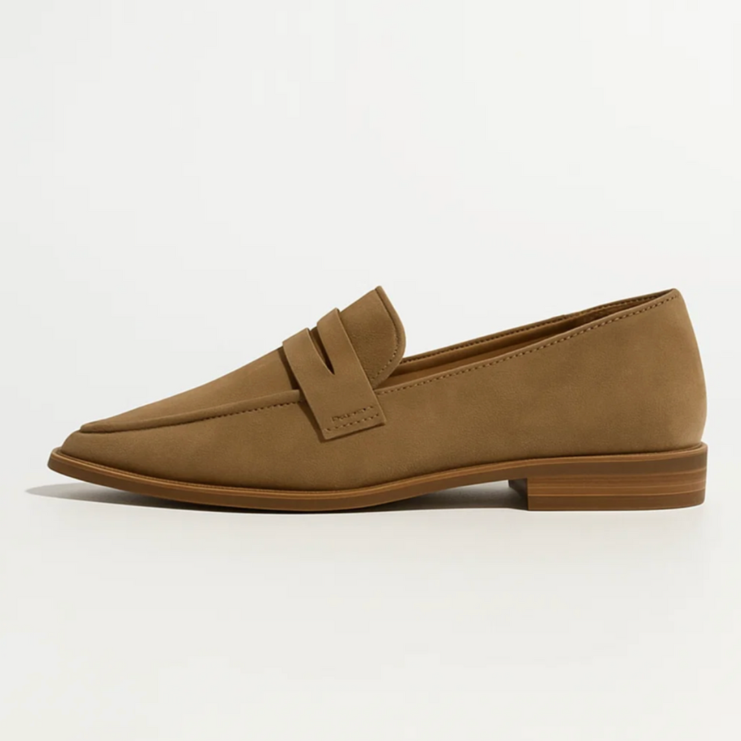 Roaria | Elegant Point Loafers